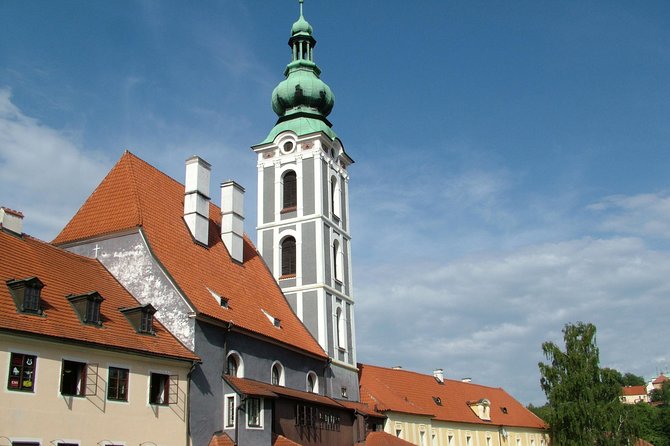 Cesky Krumlov Old Town Private Walking Tour - Multilingual Guide Services