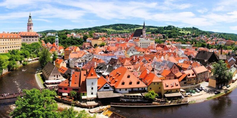 Cesky Krumlov Private Day Trip from Prague - Key Points