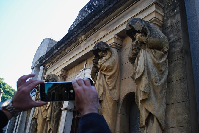 Chacarita Walking Tour - Spooky Cemetery Experience - Good To Know