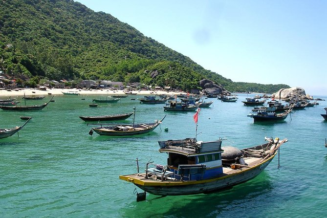 Cham Island Tour Snorkeling -Sunbathing - Nice Beach - Speedboat - Sunbathing and Beach Activities