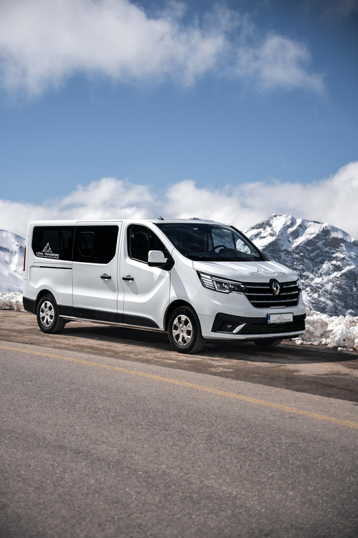 Chamonix: Private Transfer From Geneva With Wi-Fi and Water - Waiting Times Explained