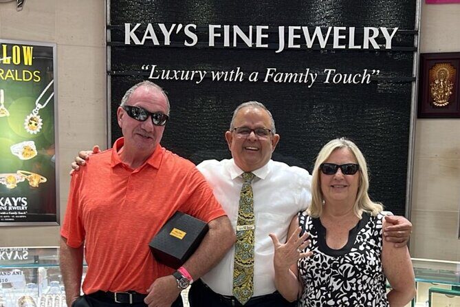 Champagne and Diamond Shopping Experience in St Maarten - Key Points