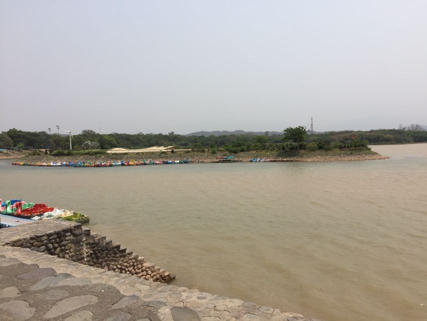 Chandigarh 01 Day Tour - Natural Attractions