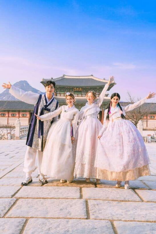 Changdeokgung Hanbok Experience at hanboknam - The Selection and Fitting Process