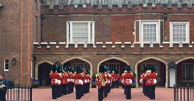 Changing of the Guard at Buckingham Palace - Customer Reviews and Ratings