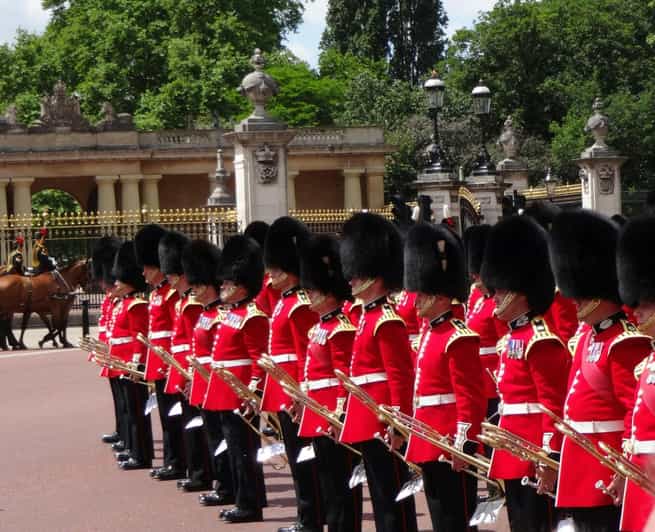 Changing of the Guard Experience in London - Good To Know