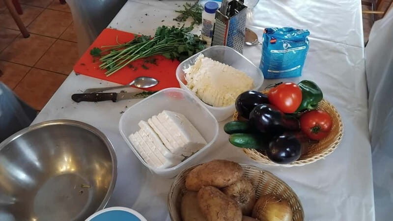 Chania Cretan Cooking & Dining Experience with Local Family - Key Points