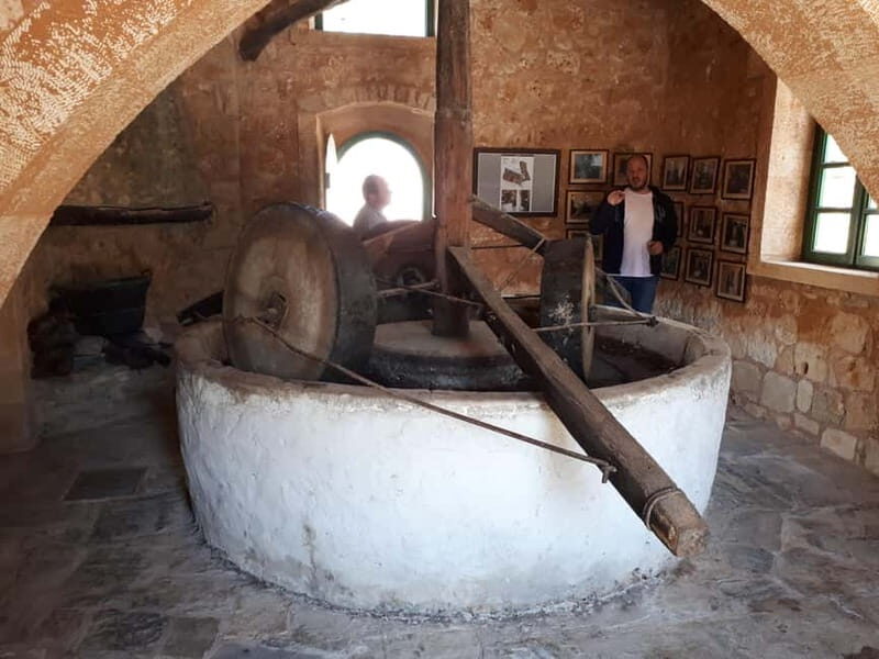 Chania: Olive Harvest Day Trip with Guide & Transport - Final Thoughts