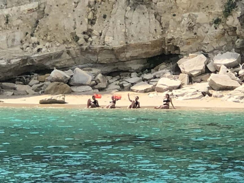 Chania: Private Cruise with Sup Food & Unlimited Drinks - What Makes This Experience Special