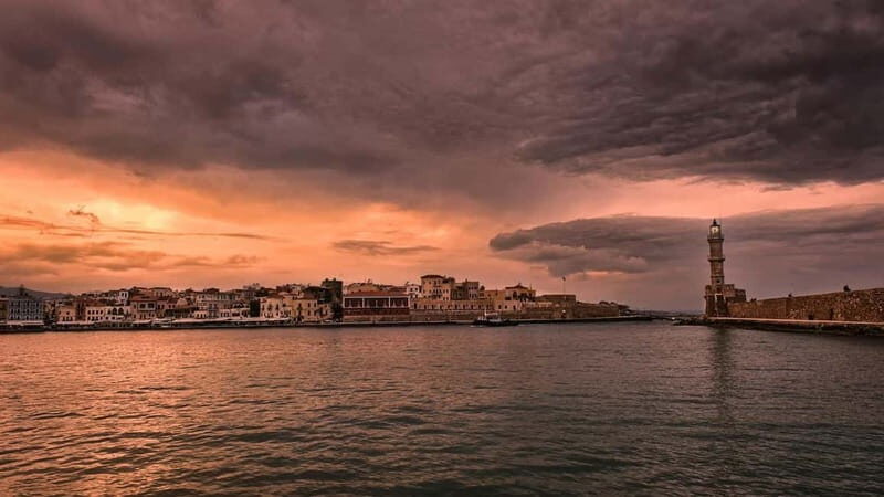 Chania: Sunset Stroll with Free Time in the Old Town - Key Points