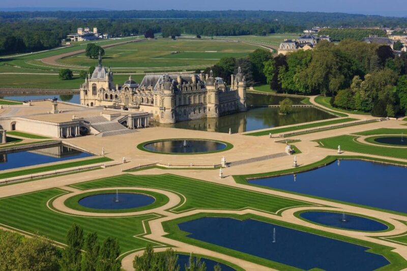 Chantilly: The Very Rich Hours of the Duke of Berry Exhibit - Artistic Significance