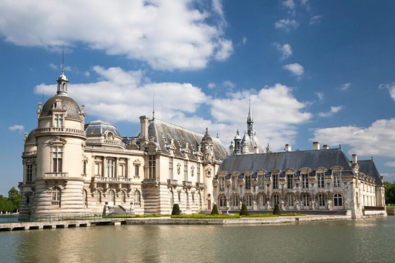 Chantilly: The Very Rich Hours of the Duke of Berry Exhibit - Exploring the Très Riches Heures