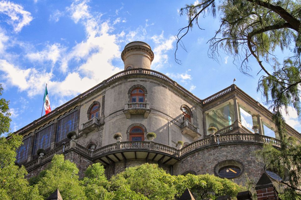 Chapultepec Castle Tour: Explore the Luxurious Chambers - Magnificent Chapultepec Castle Gardens