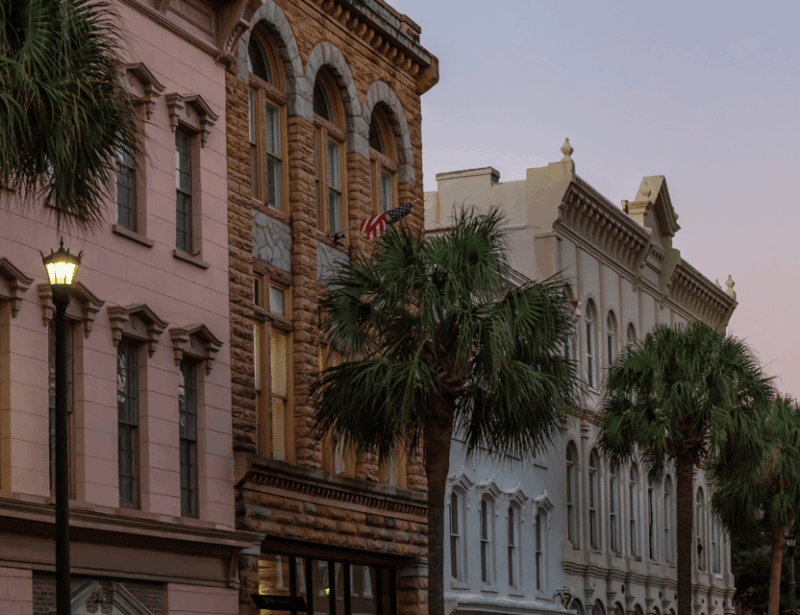 Charleston: Boos and Booze Haunted Pub Crawl Walking Tour - Key Points