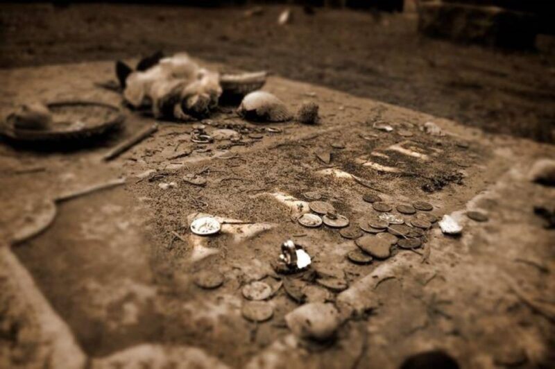 Charleston: Myths & Monsters Paranormal History Walking Tour - Key Points