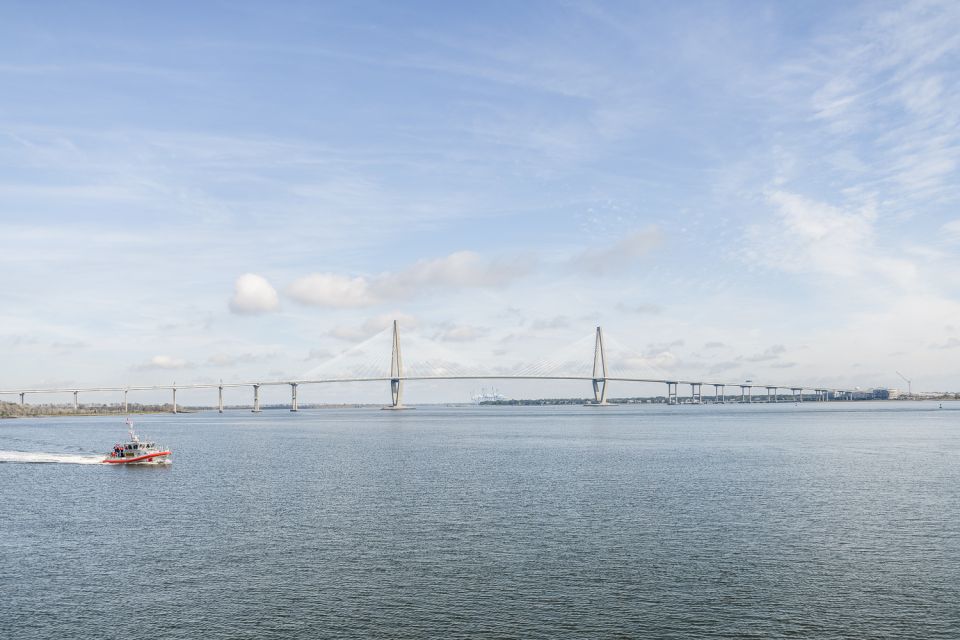 Charleston: Sightseeing Harbor Tour & Dolphin Watch - The Battery, Charleston