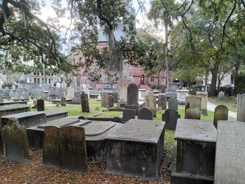 Charleston: Small-Group Ghost Walking Tour at Night - Two Haunted Houses