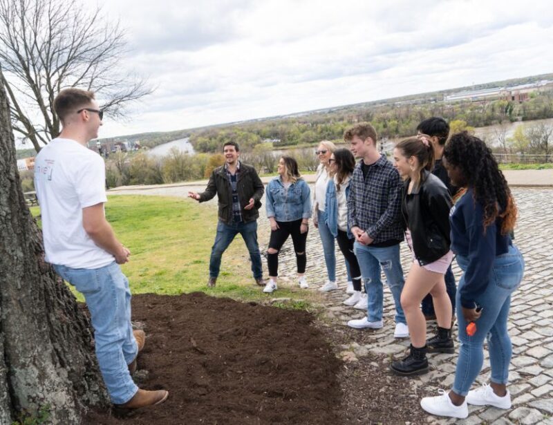 Charleston Unchained: Patriots and Pirates Walking Tour - Key Points