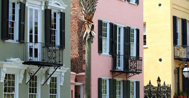 Charleston Unchained: Patriots and Pirates Walking Tour - The Value of a Guided Experience