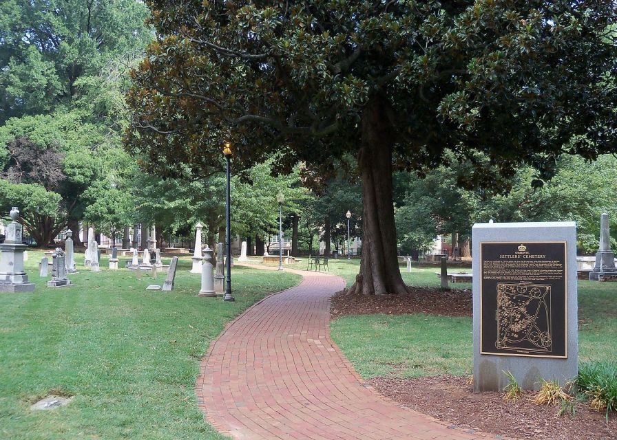 Charlotte Ghost Walking Tour: Smartphone Audio & GPS Tour - Key Points