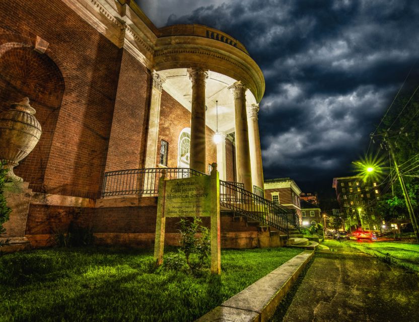 Charlottesville: Ghosts of Court Square Walking Tour - Knowledgeable and Credible Ghost Guide