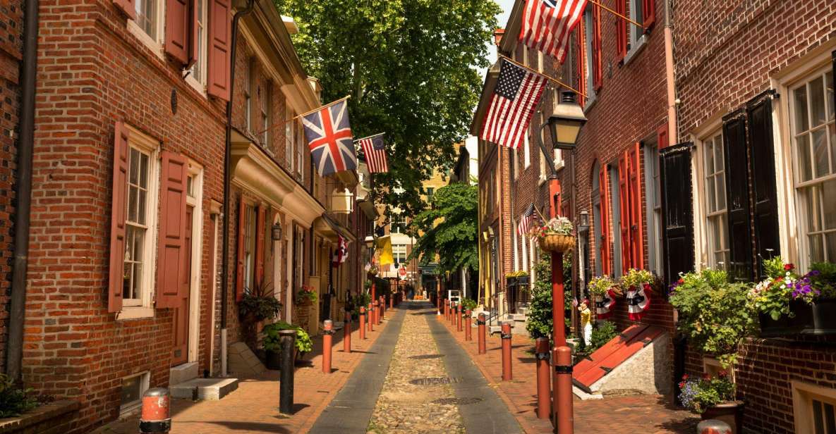 Charmed by Charleston: A Love Story Stroll - Meeting Point