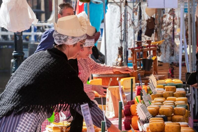 Charming Gouda Walking Tour: History, Architecture & Cheese - Cheese Tasting Experience