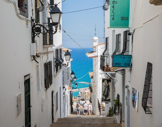Charming villages: Villajoyosa & Altea - Key Points