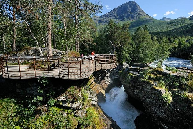 Chase a Troll on a Private Tour Through the Picturesque Fjord Towns - Discovering Norwegian Culinary Delights
