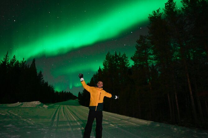 Chasing the auroras guaranteed tour with professional photography - An In-Depth Look at the Experience