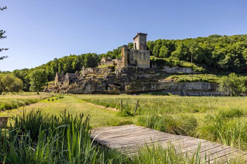 Château De Commarque: the Mystery of the Forgotten Fortress - Key Points