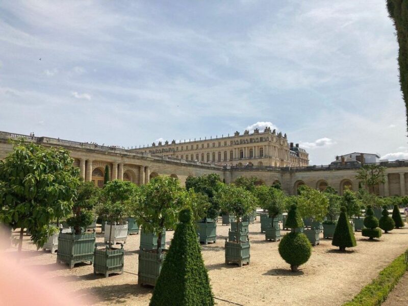 Chateau De Fontainebleau & Chateau De Versailles - Chateau De Fontainebleau