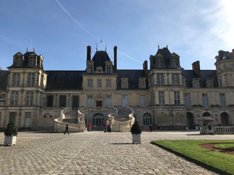 Château Fontainebleau English Semi-Private Guided Tour Max 6 - Inclusions and Exclusions
