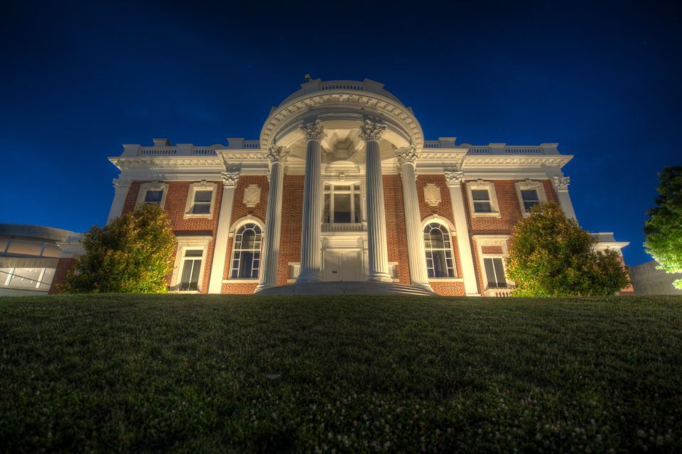 Chattanooga: A Spooky and Family-Friendly Walking Tour - Discovering Architectural Gems