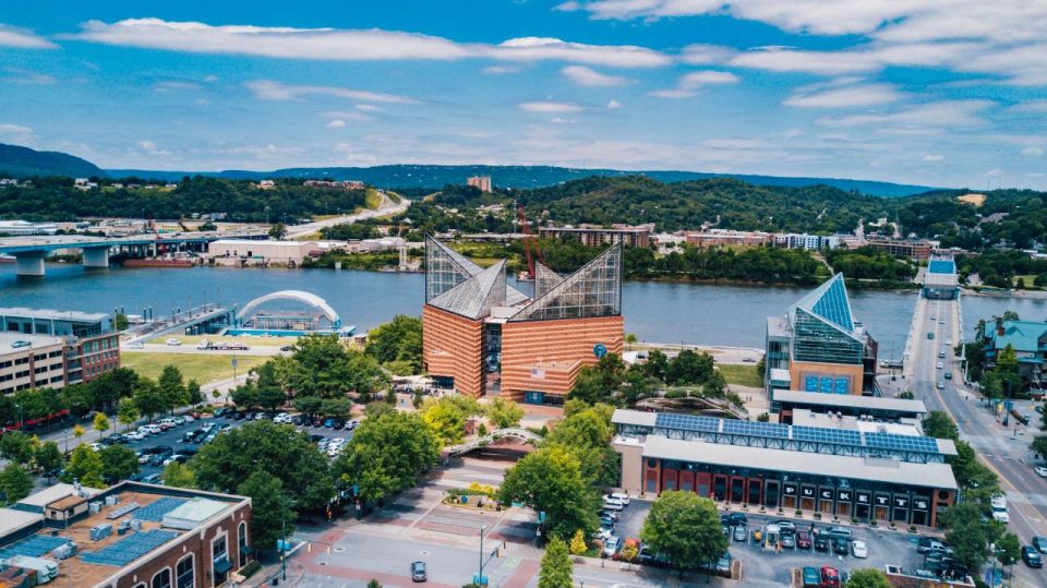 Chattanooga: City Trolley Tour With Coker Museum Visit - Key Points