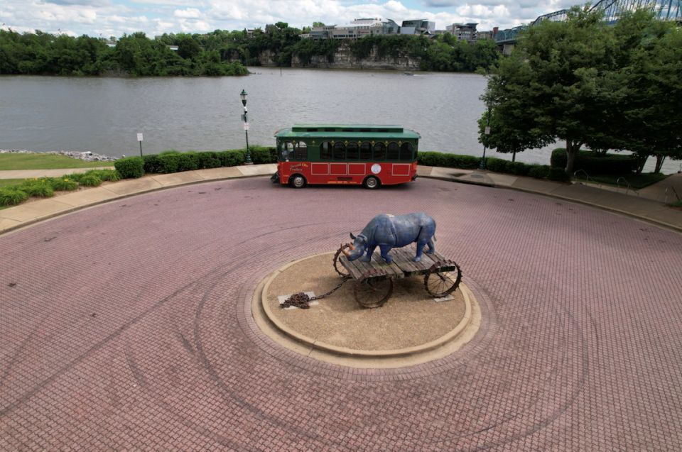 Chattanooga: City Trolley Tour With Coker Museum Visit - Key Landmarks Explored