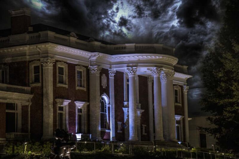 Chattanooga Crypts and Chills Ghost Tour - An In-Depth Look at the Chattanooga Crypts and Chills Ghost Tour