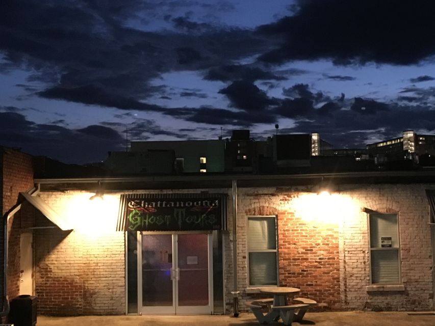 Chattanooga: Original Local Award-Winning Walking Ghost Tour - Hear Tales From the Tour Guide