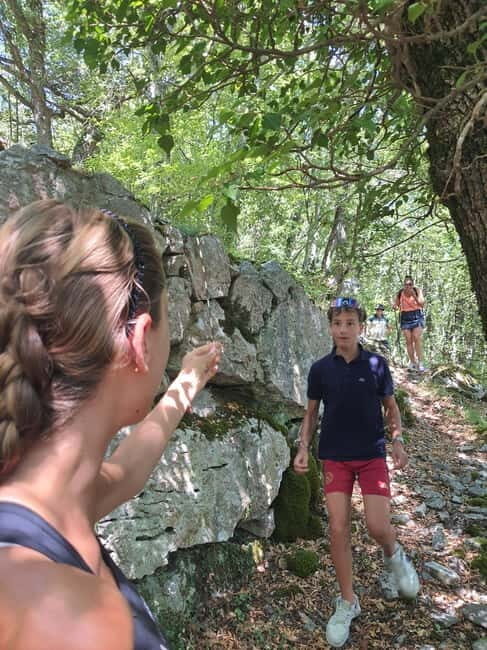 cheese-making workshop, excursion, and tasting in the Maiella Park - Discovering the Charm of Abruzzo’s Maiella Park
