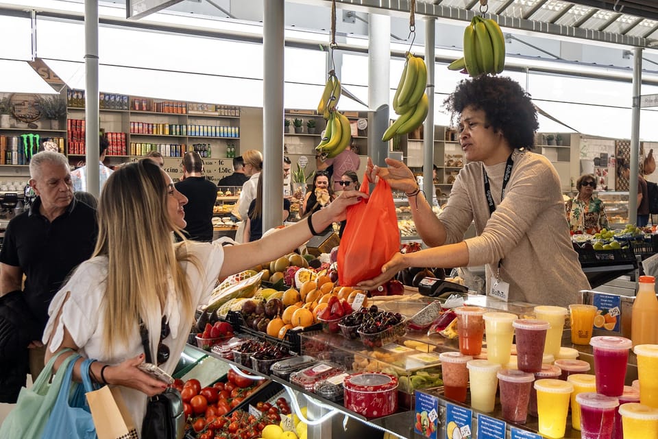 Chef Led Porto Market Tour & Portuguese Tapas Class + Wine - Discover the Flavors of Porto: A Chef-Led Market Tour & Tapas Class