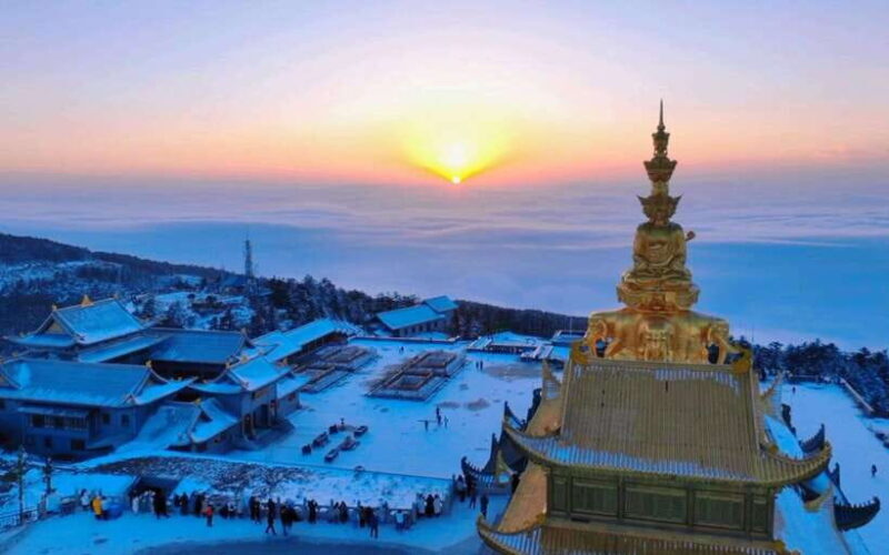 Chengdu: 7-Day Private Tour with Mt.E-mei and Jiuzhaigou - Key Points