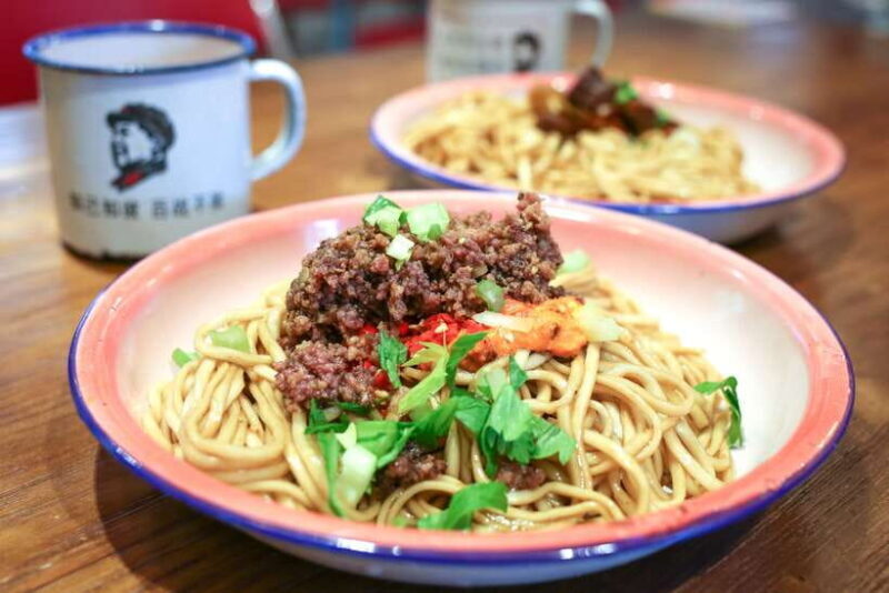 Chengdu: Hidden Dishes and Beers UNESCO Food Evening Tour - Key Points