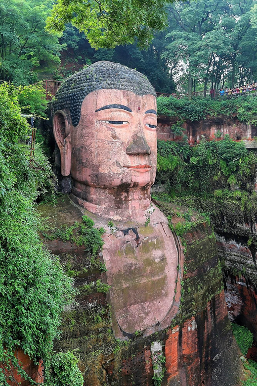 Chengdu: Leshan Buddha and Emeishan Guided 2-Day Trip - Itinerary Details