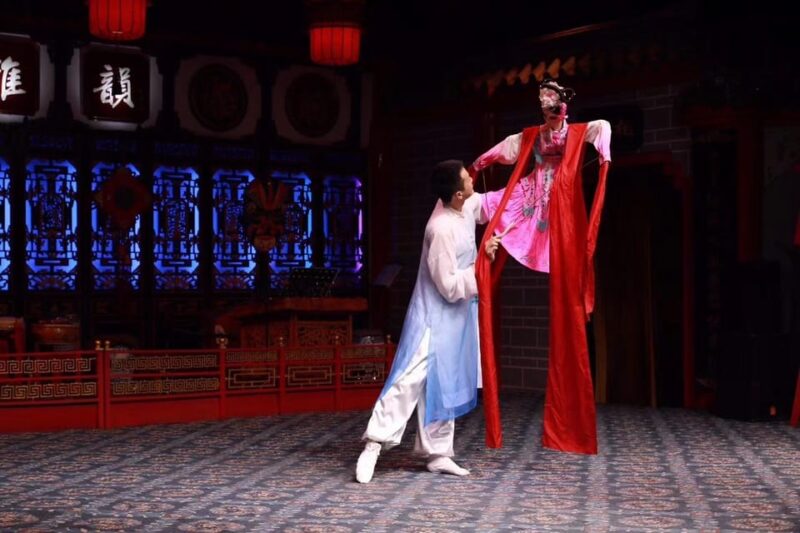 Chengdu: Sichuan Opera Show & Covered Bowl Tea & Massage - Customer Feedback and Accessibility