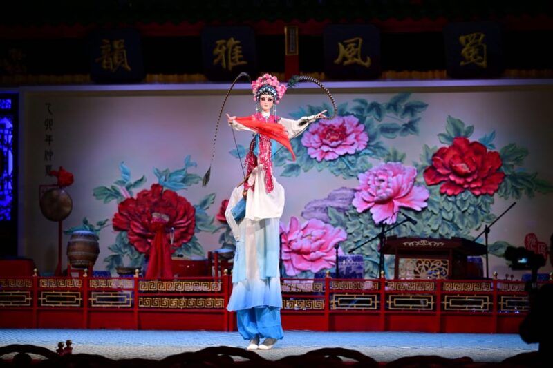 Chengdu Sichuan Opera Show Ticket - Shu Feng Ya Yun - Costume Dressing Event