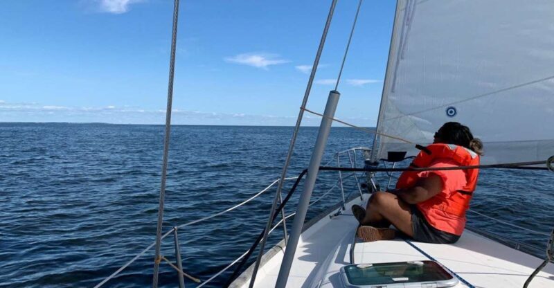 Chesapeake Beach: Beautiful Day Sailing the Chesapeake Bay - Hands-On Sailing and Relaxation
