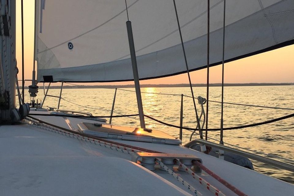 Chesapeake Beach: Sunset Sailing Cruise With Snacks - Inclusions and Amenities