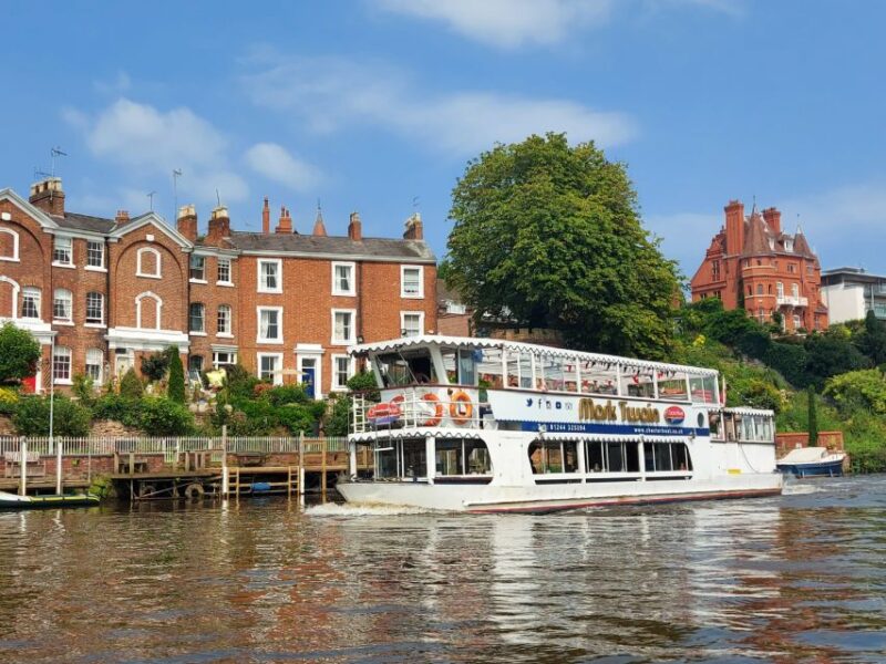 Chester: Half-Hour City Cruise - Accessibility and Facilities