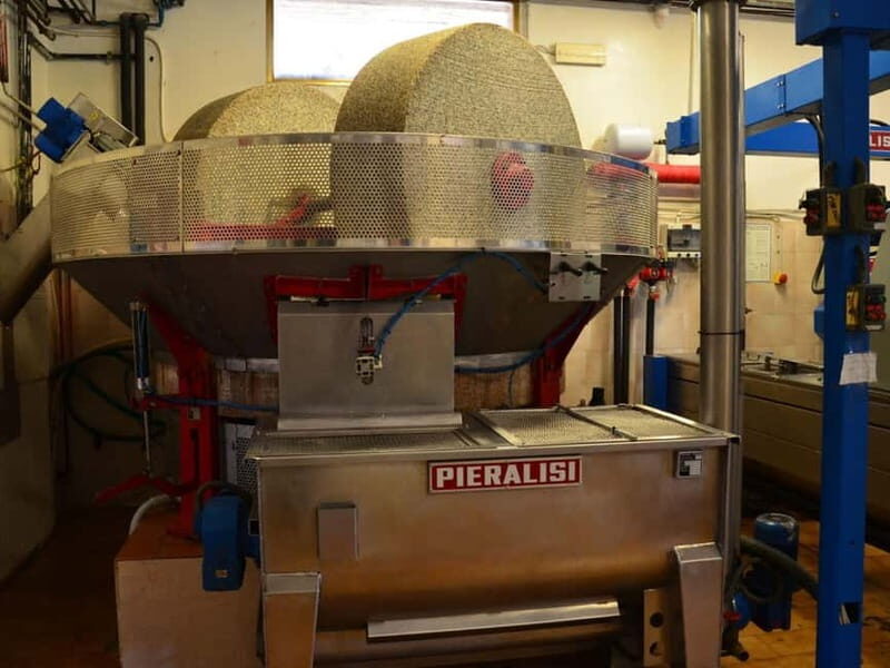 Chianciano: Olive Mill Tour with Oil and Food Tasting - Who Should Consider This Tour?