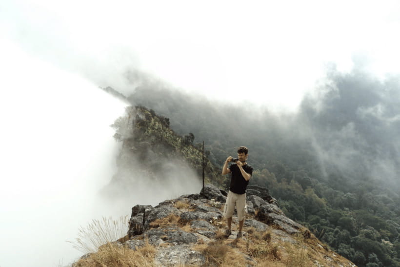 Chiang Mai: 2 Days Trek at Two Seasons Cliff - Overnight Stay in Karen Village